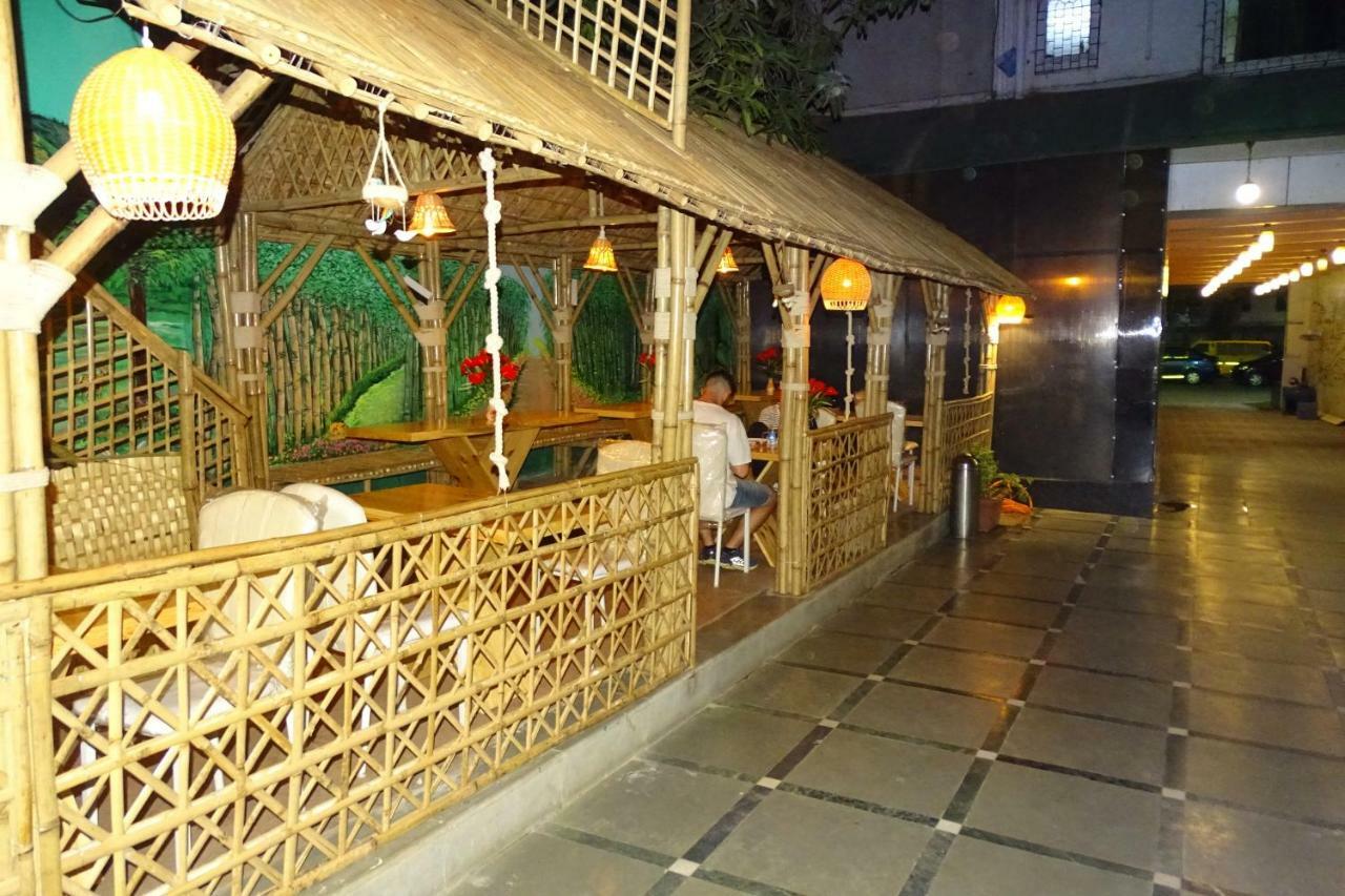Hotel Sunshine Airport Mumbai Exterior foto